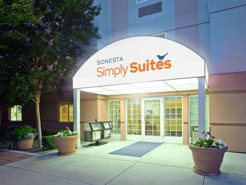 Sonesta Simply Suites Anaheim ガーデングローブ エクステリア 写真