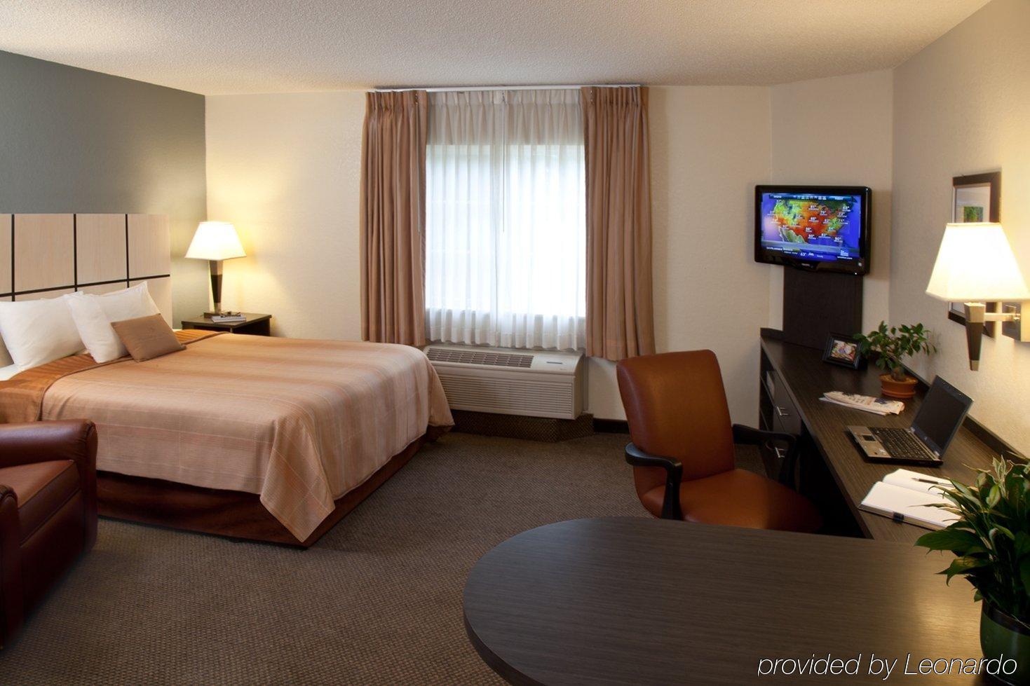 Sonesta Simply Suites Anaheim ガーデングローブ 部屋 写真